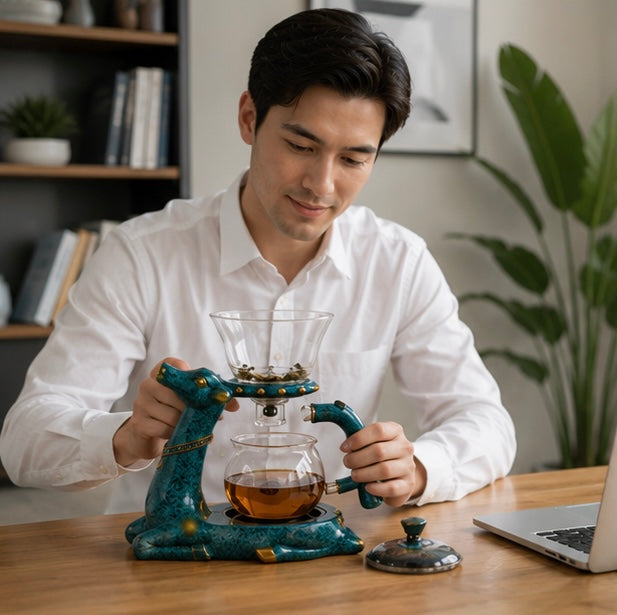 Automatic Glass Kung Fu Teapot - Premium High-End Tea Brewing Pot for Tea Enthusiasts with Elegant Pouring and Modern Design