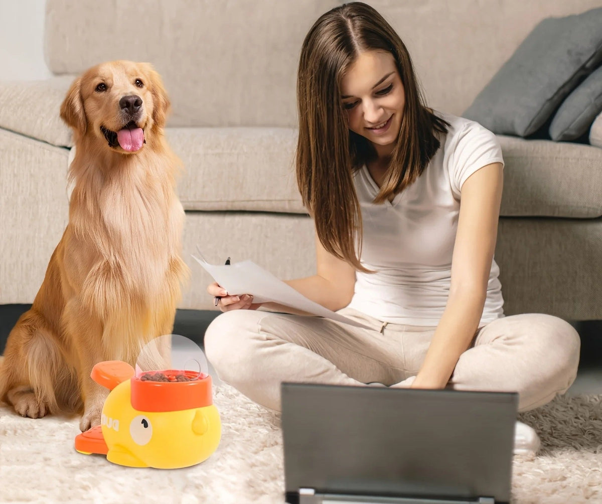 Interactive Duck Shaped Dog Toy – Manual Push-toy with Counting Feature, Durable Educational Plastic for Smart Pet Playtime Fun