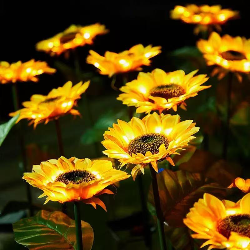 Solar Sunflower Garden Lights – 3-Head Decorative Outdoor LED Lamps with Auto On/Off for Yard, Lawn, and Pathway Décor