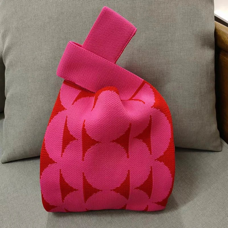 Heart Knitted Wool Shoulder Bag – Charming, Versatile & Perfect for Every Day
