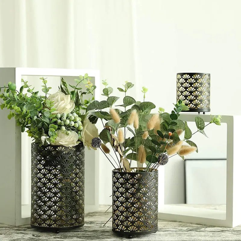 Retro Metal Candle Holders – 3-Piece Fan Pattern Set for Timeless Home, Wedding & Garden Décor