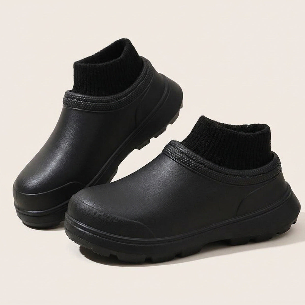 Winter Non-Slip Waterproof Shoes – Fur-Lined, Oil-Resistant Footwear for Chefs, Gardeners, & More