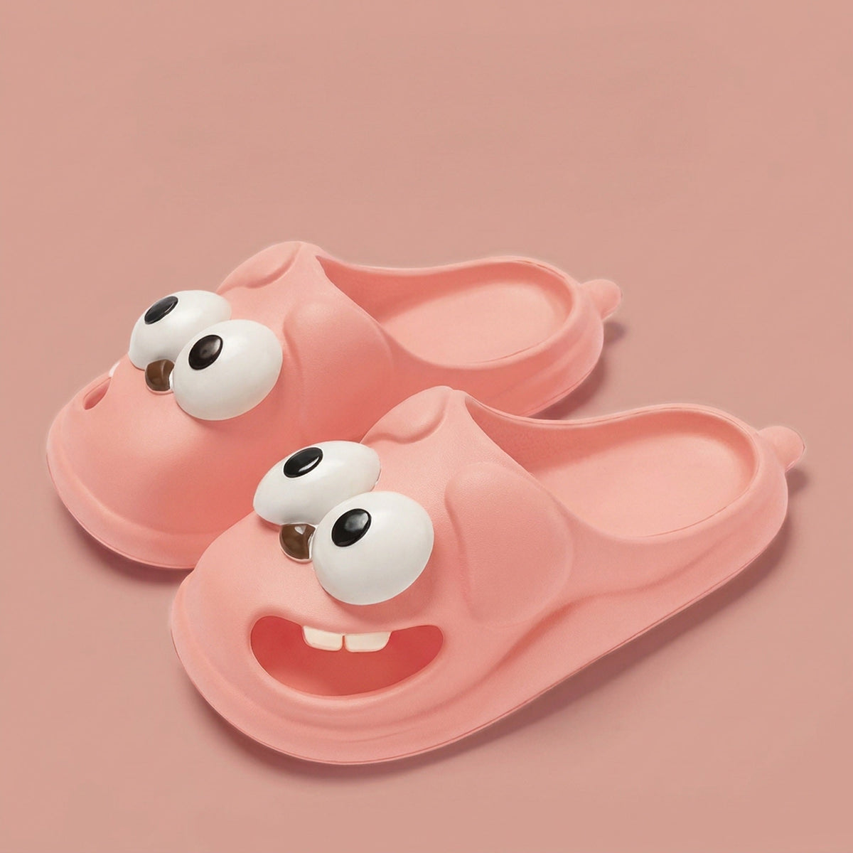 Cartoon Closed-Toe Slippers with Hole – Non-Slip Summer Slippers for Women, Perfect for Indoor Comfort and Outdoor Style