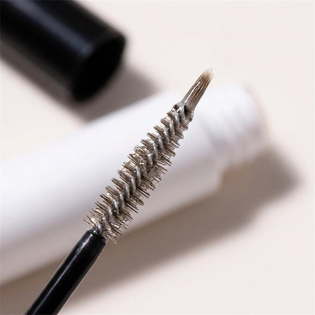 Fast Eyelash Growth Serum - Fast Effective Growth Creates Longer & Darker Eyelashes