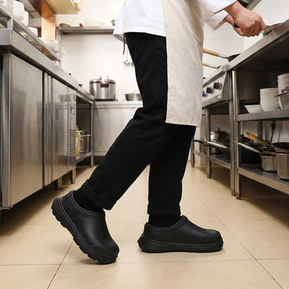 Winter Non-Slip Waterproof Shoes – Fur-Lined, Oil-Resistant Footwear for Chefs, Gardeners, & More