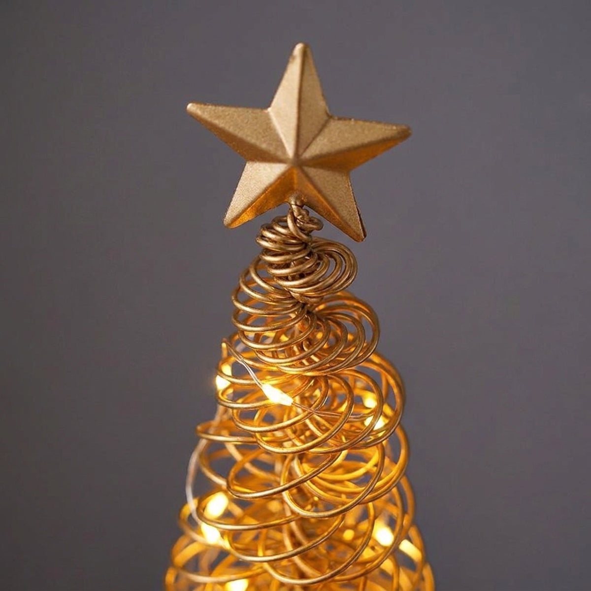 Spiral Christmas Tree Table Lamp – Gold Wire Tabletop Tree with Star Topper, Battery Operated LED