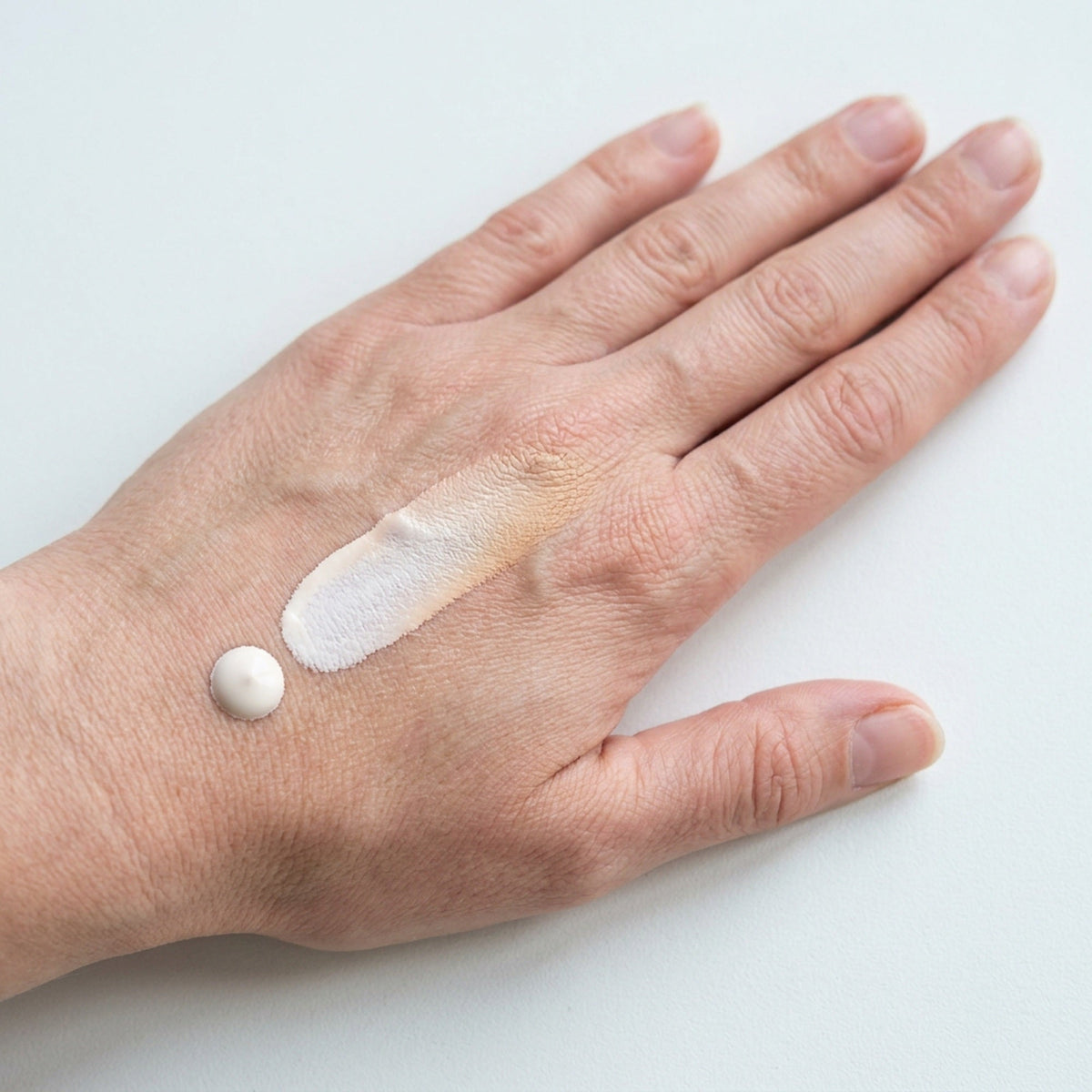 TLM Color Changing Liquid Foundation - Self Adjust Color Matching Foundation for Aging Skin