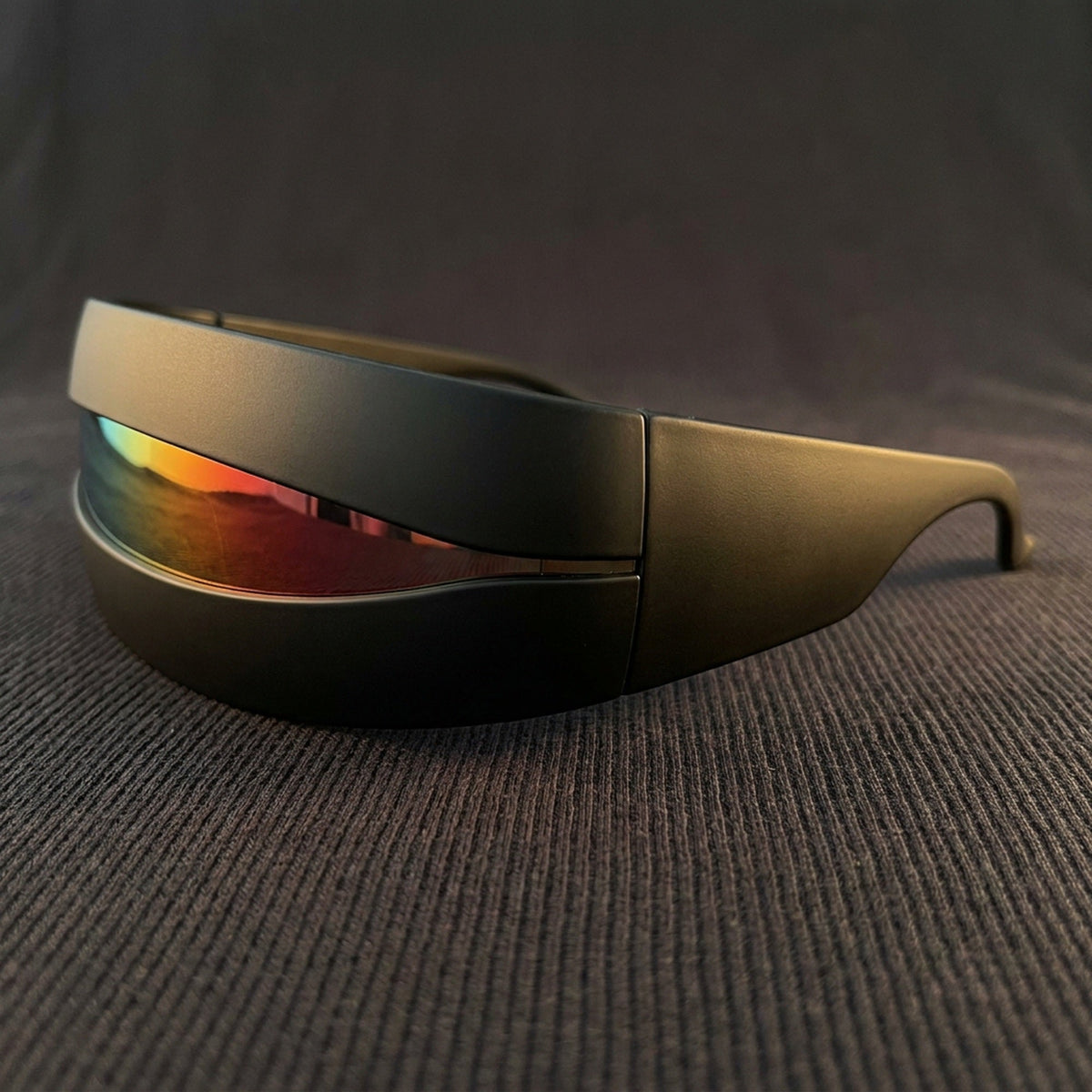 Polarized Vintage Luxury Sunglasses – UV400 Unisex Driving Shades for Men & Women, Stylish Outdoor Sun Protection Fashion Eyewear