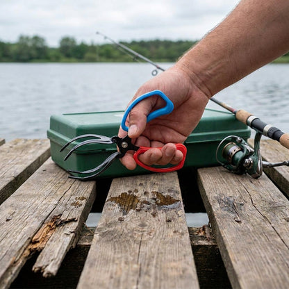 Fish Gripper – Steel Clamp Tool for Safe One-Handed Fish Handling