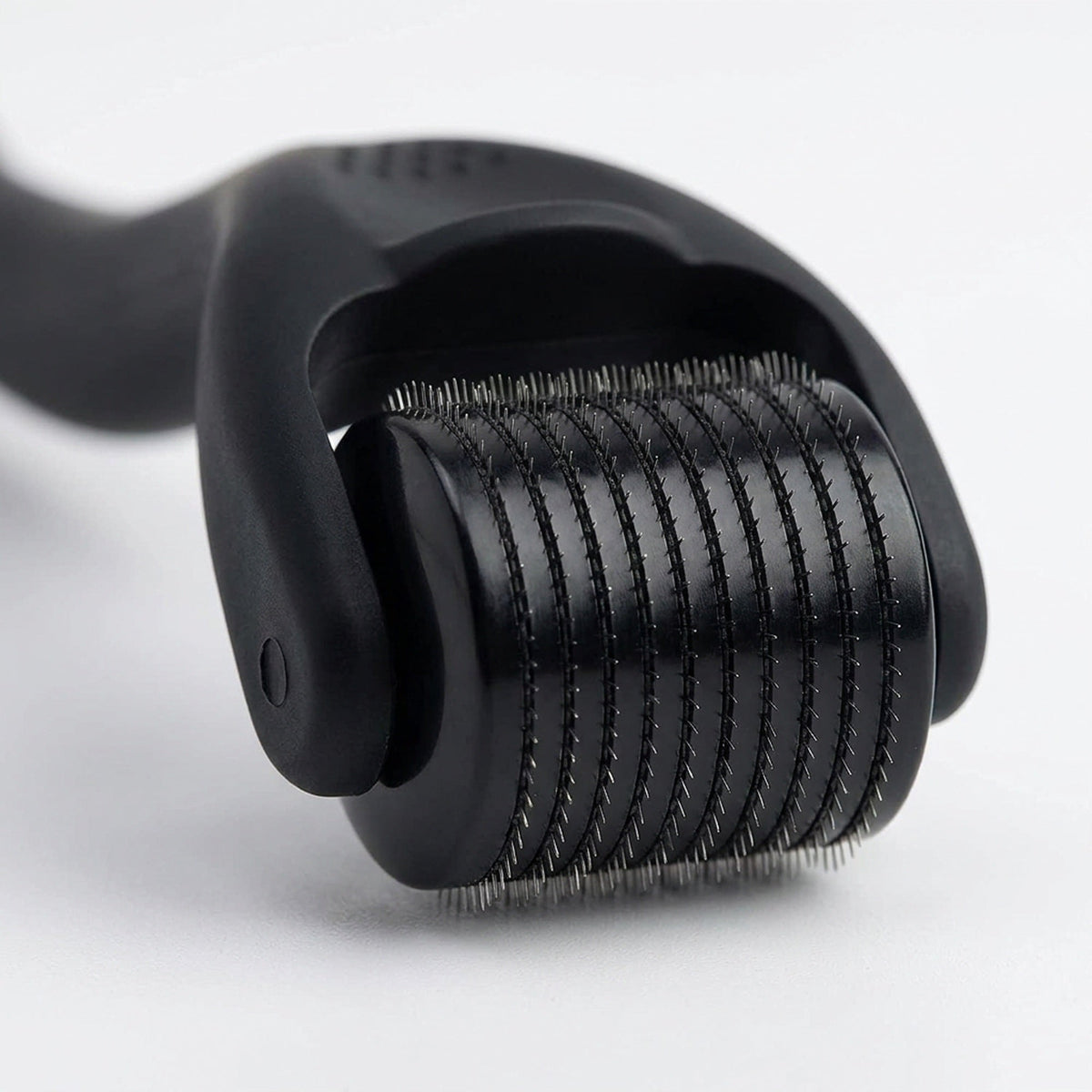Beard Derma Roller - 540 Titanium Micro Needling Roller, Beard Roller Scalp Microneedle Roller