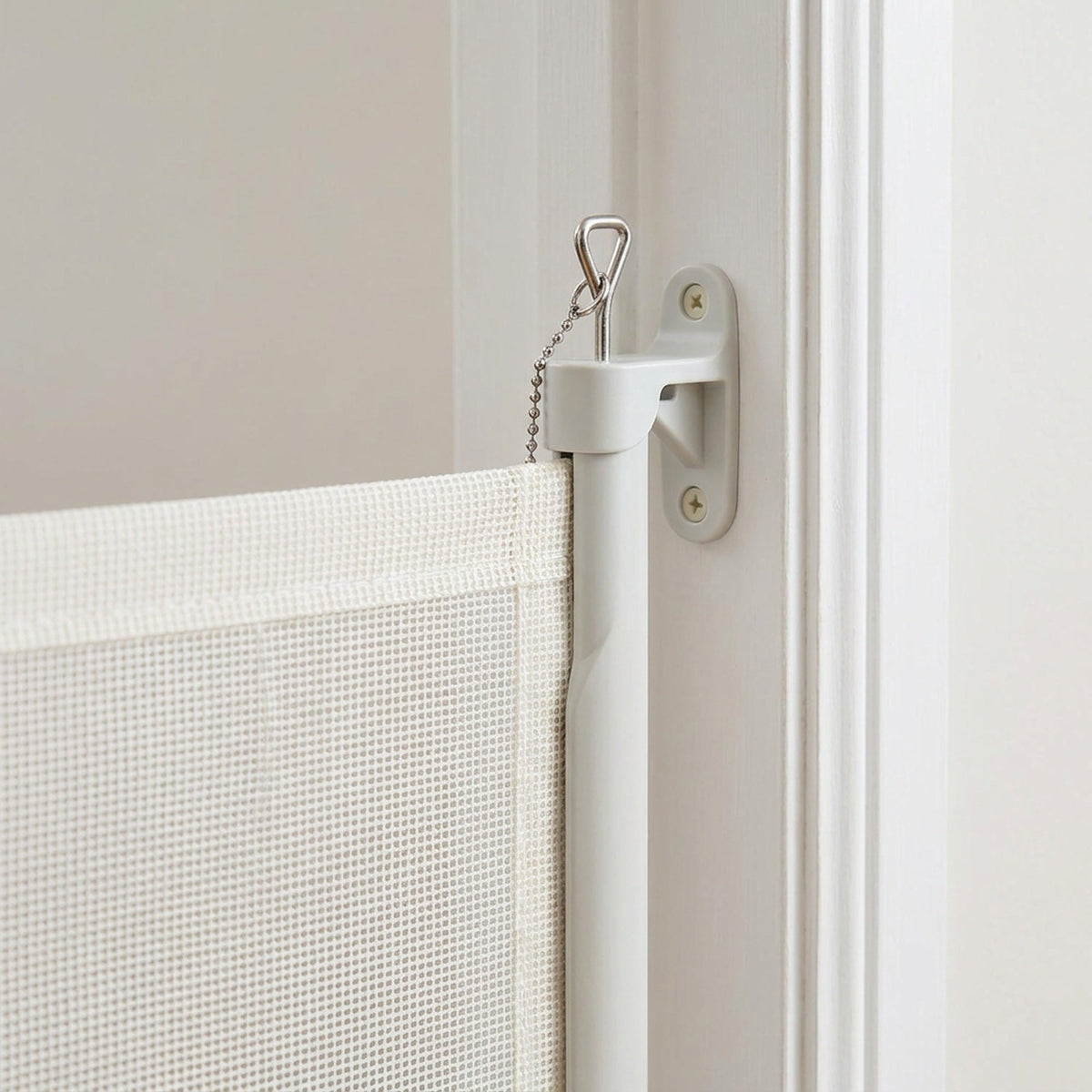 Retractable Baby Safety Gate - Protection Fence & Pet Barrier
