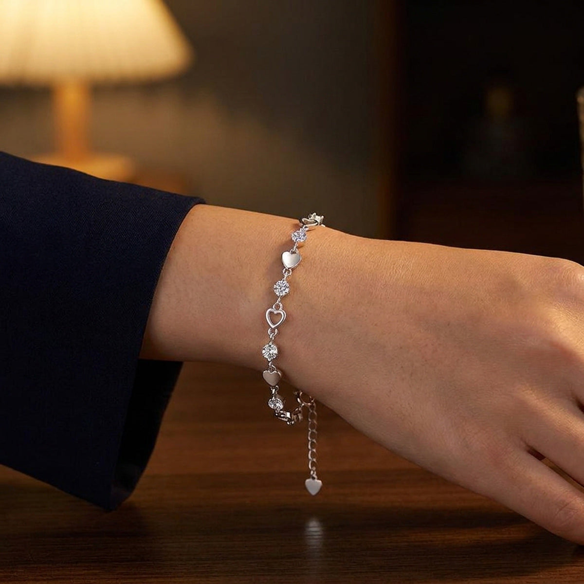 Sterling Silver Heart Zircon Bracelet – 925 Sparkling Adjustable Chain Jewelry with Elegant Korean Design for Women, Romantic Gifts and Parties