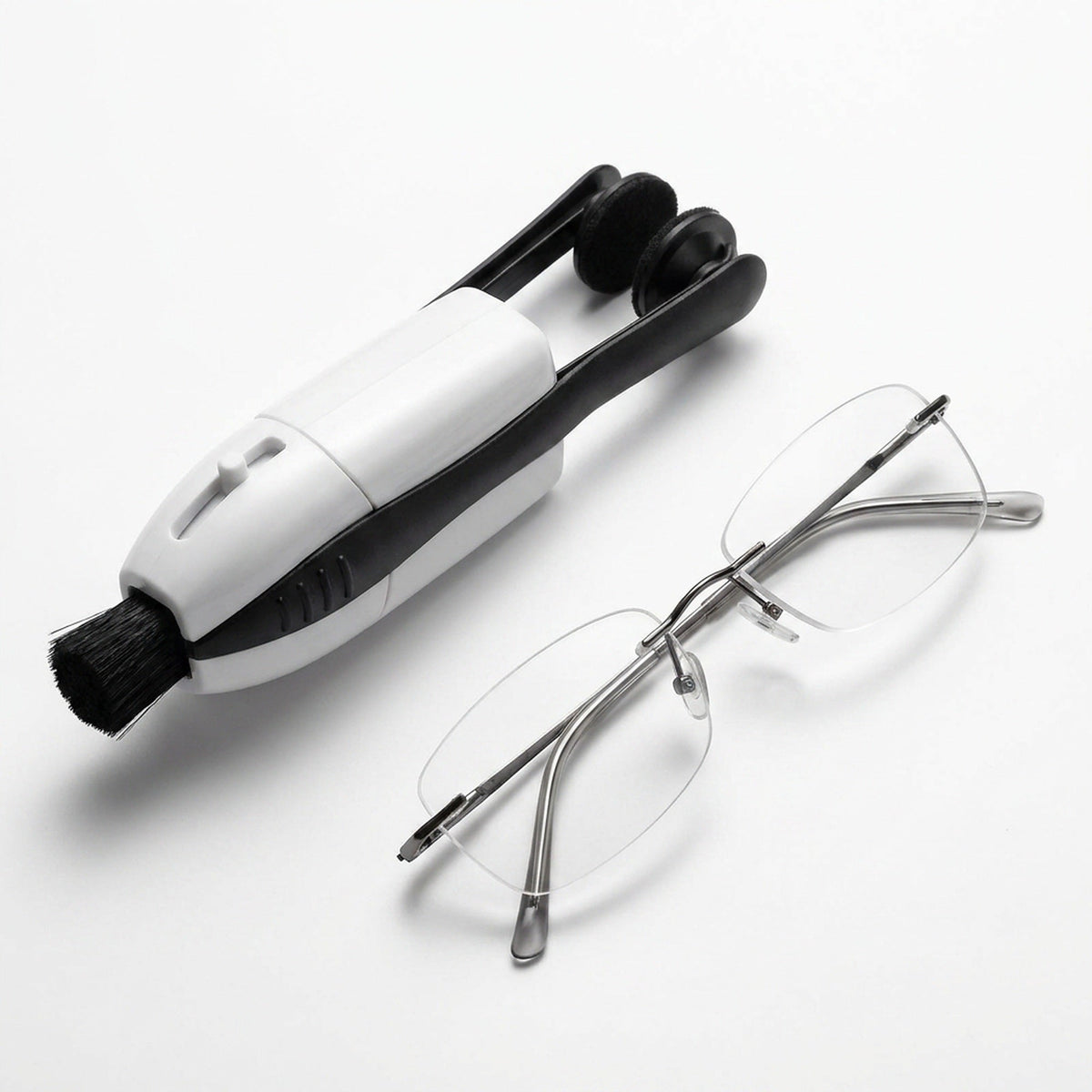 Professional Dry Carbon Eyeglass Lens Cleaner – Streak-Free, No-Liquid Cleaner for Glasses, Sunglasses, Screens & Camera Lenses, Pocket-Sized Reusable Optical Cleaning Tool
