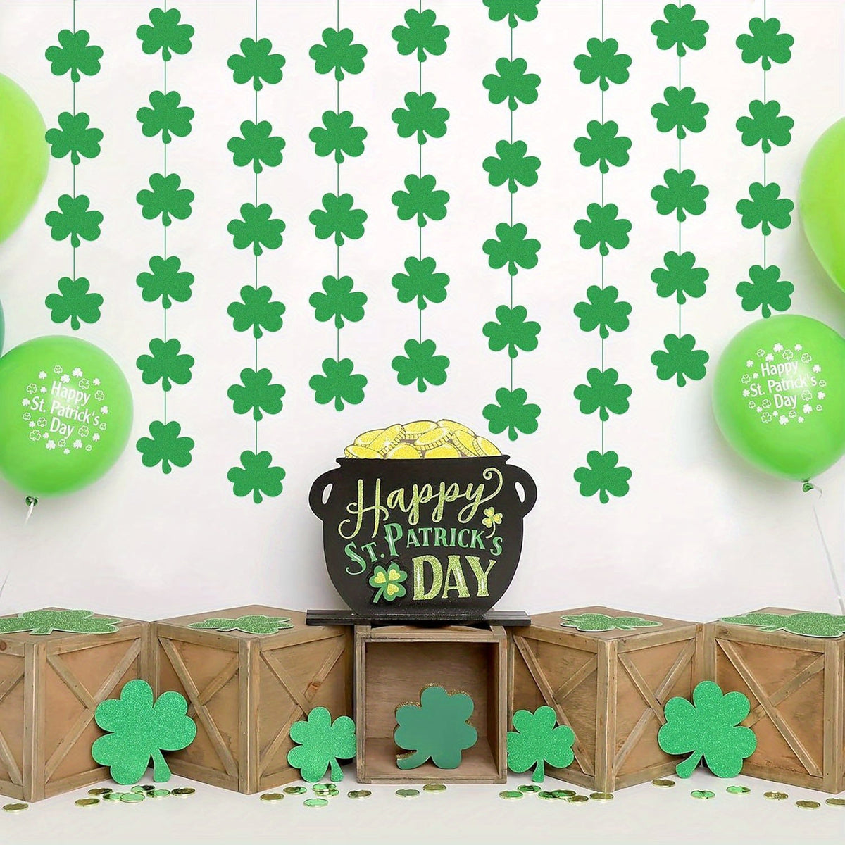 Glitter Shamrock Garland Set – 8pcs St. Patrick’s Day Hanging Decor for Home, Office, Outdoor Party & Festive Irish Displays