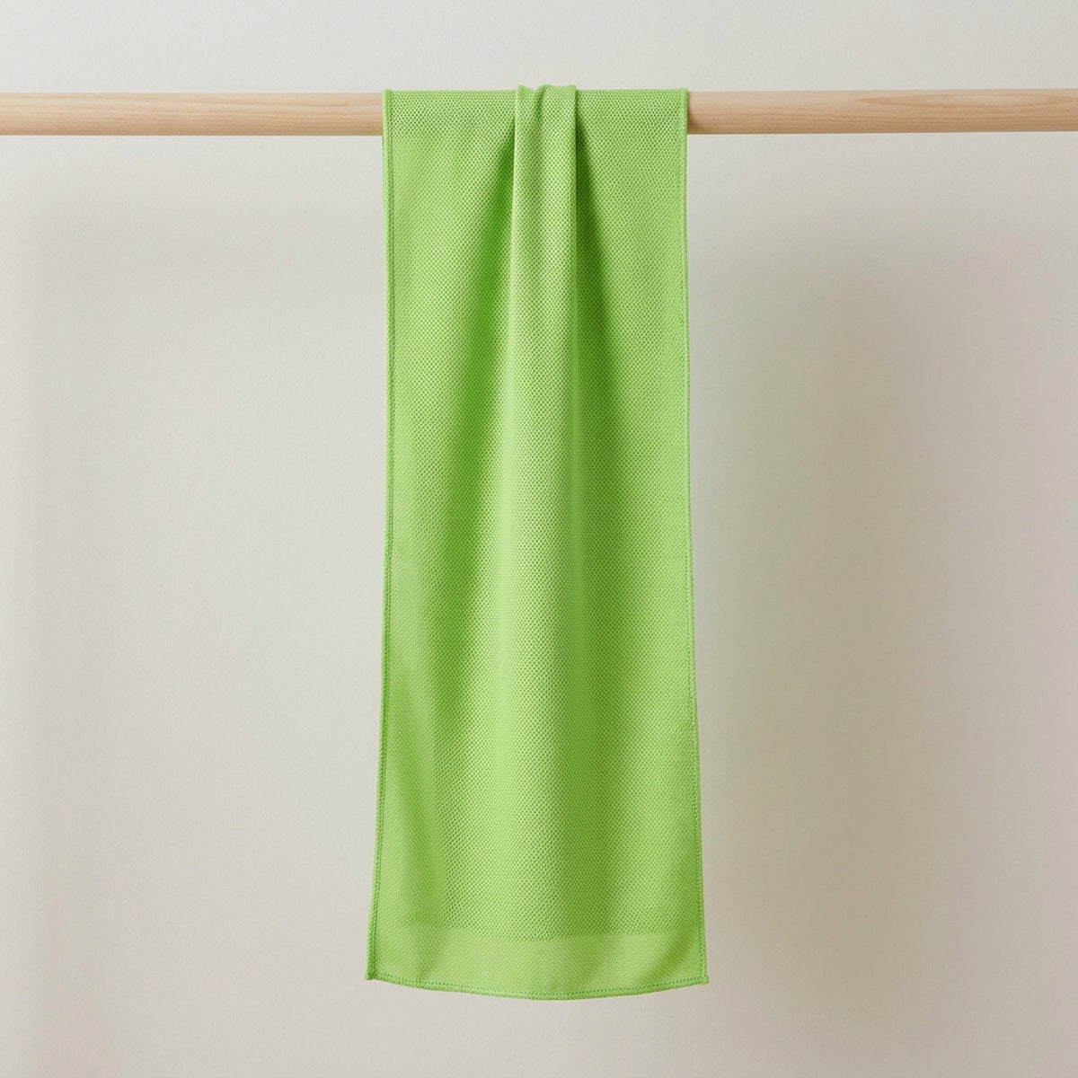 Instant Chill Cooling Towels – 5-Pack Sweat Towels for Neck & Face, Ideal for Gym, Running, Yoga & Outdoor Sports