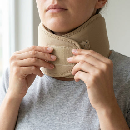 Neck Brace - Comfortable Spine Aligned & Breathable Design Cervical Collar