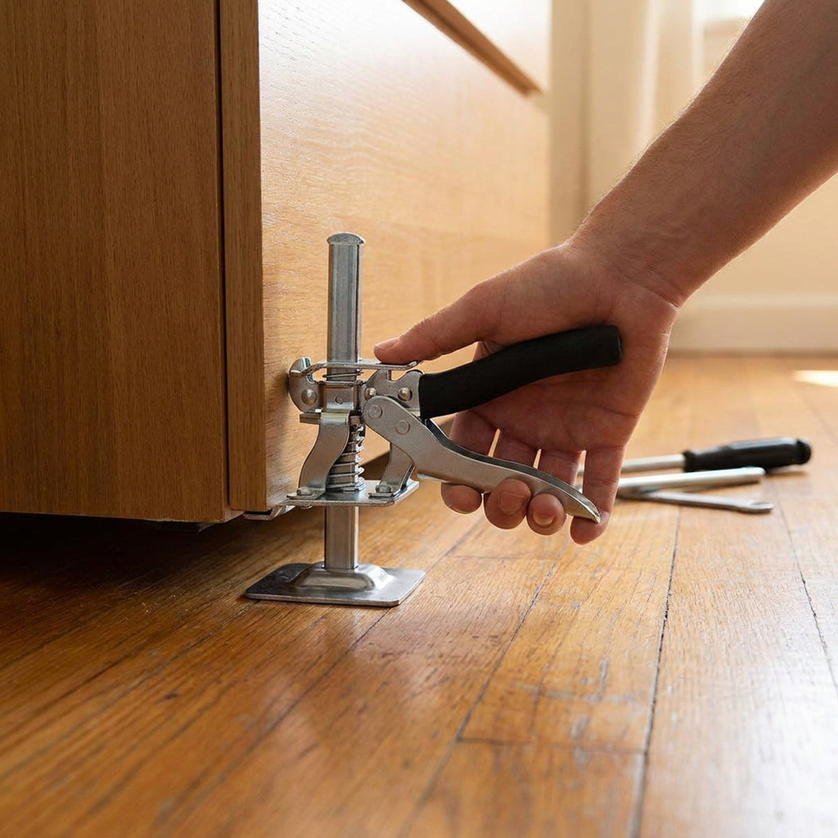 Labor Saving Arm - Multi-Function Height Adjustment Lifting Device, Door Panel Lifting Cabinet Jack Board Lifter