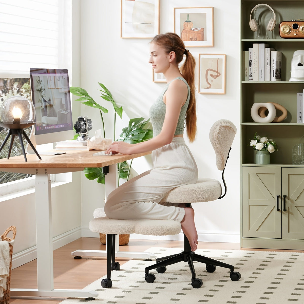 Cross-Legged Meditation Chair – Height Adjustable, Ergonomic Back Support, ADHD-Friendly Design, Smooth Wheels, Velvet or PU Leather Finish for Comfort and Flexibility