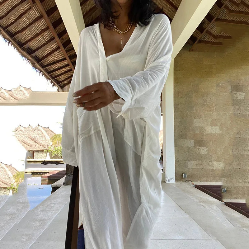 White Swimsuit Cover-Up Maxi Kaftan – Elegant Kimono-Style Beach Dress with Loose Fit, Side Pockets, and Lightweight Summer Tunic for Bathing Suits