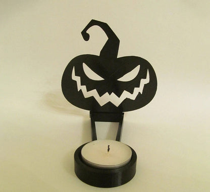 Halloween Decorative Candle Holder – Scary Resin Candlestick Ornament Desk Accessory for Haunted Room Ambiance and Festival Party Décor
