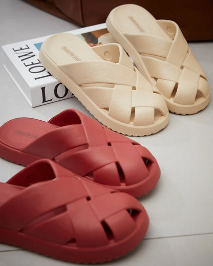 Unisex Closed-Toe EVA Slippers – Soft Anti-Slip Summer Sandals for Men & Women, Outdoor Baotou House Shoes for Home Comfort