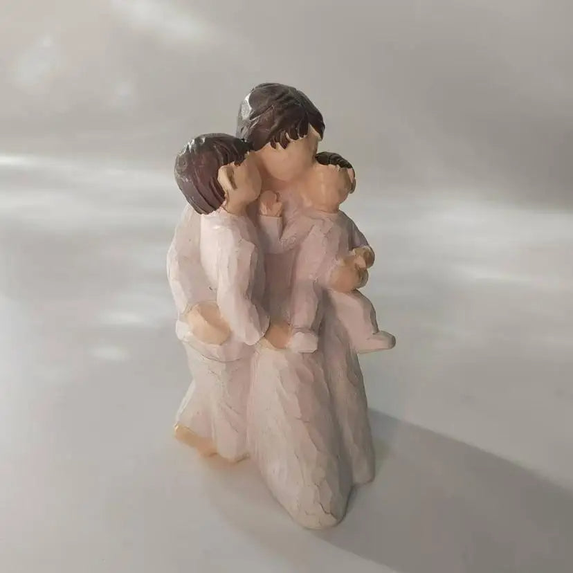 Heart-Shaped Resin Sister & Daughter, Mother & Child Statues – Warm Decorative Gift Celebrating Family Bond, Perfect for Mother’s Day, Birthday or Thanksgiving