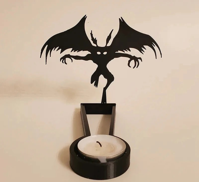 Halloween Decorative Candle Holder – Scary Resin Candlestick Ornament Desk Accessory for Haunted Room Ambiance and Festival Party Décor