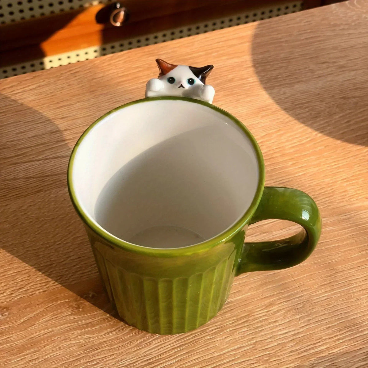 Cute Cat Ceramic Mug - Adorable Coffee Cup for Cat Lovers, Home Offices, Cafes and Unique Gift Giving