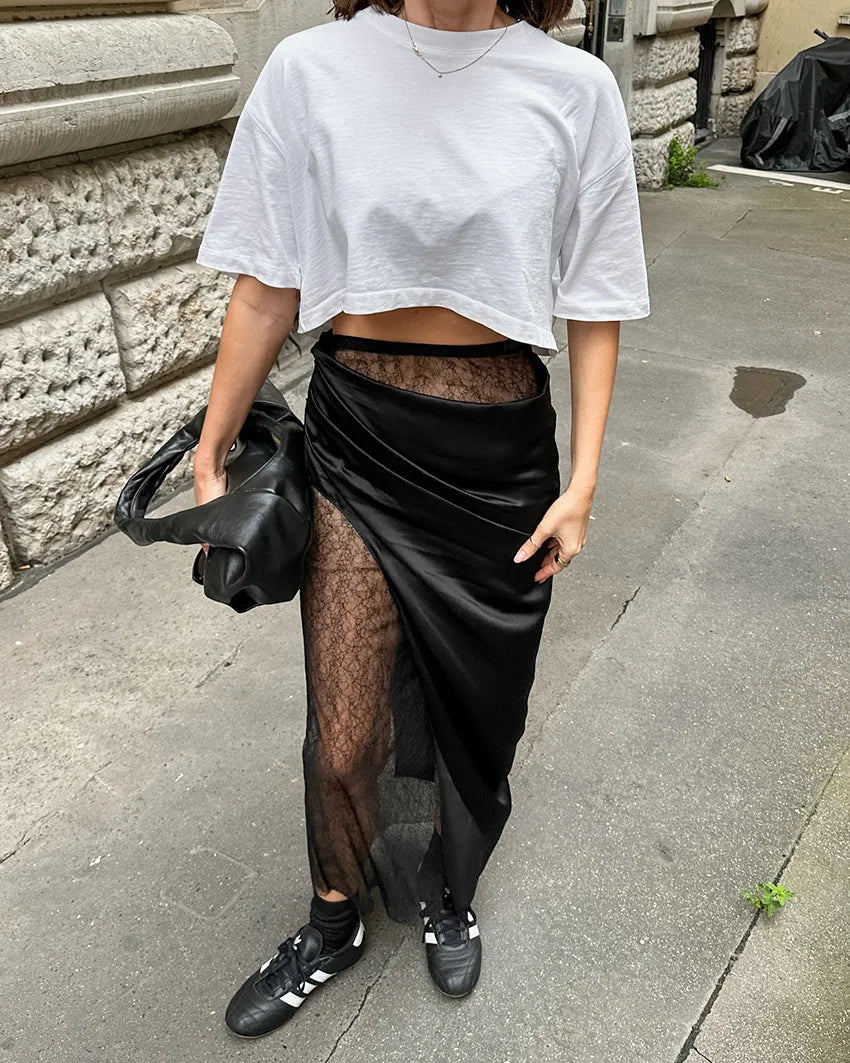 Women’s Black Lace Skirt – Asymmetrical A-Line Design with Fashionable Layered Splicing & Chic Modern Appeal