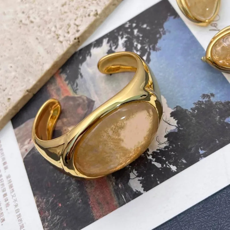 Natural Stone Open Bangle for Women – Elegant Brass Metal Bracelet for Light Luxury Fashion, Travel, and Party Accessories