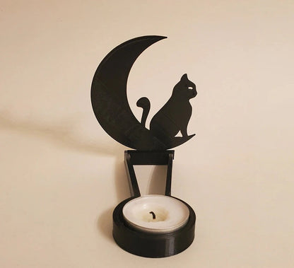 Halloween Decorative Candle Holder – Scary Resin Candlestick Ornament Desk Accessory for Haunted Room Ambiance and Festival Party Décor