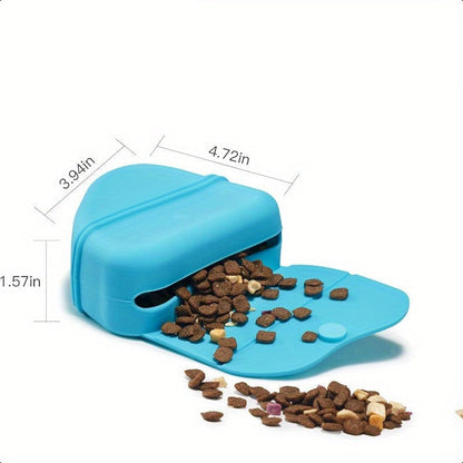 Dog Treat Pouch with Clip, Flip Cover, and Strong Magnet Closure – Portable Silicone Training Bag Perfect for Walking, Trainers, and Puppy Rewards