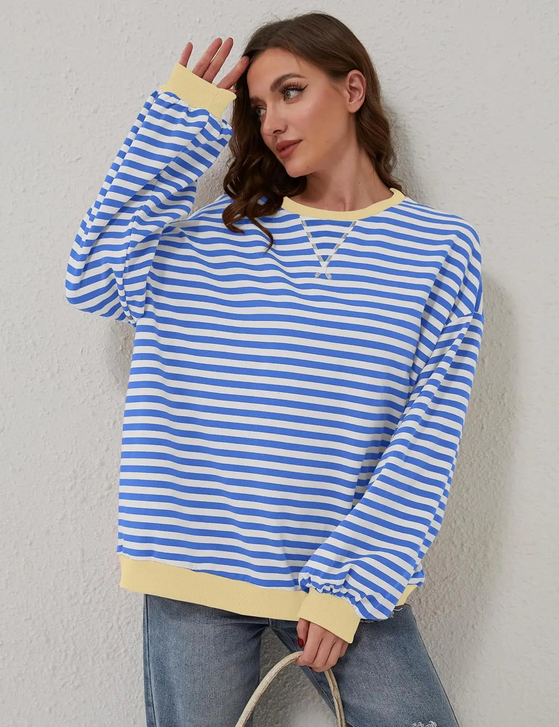 Oversized Striped Pullover Round Neck Sweatshirt – Casual Long Sleeve Crew Neck for a Laid-Back Yet Fashionable Look