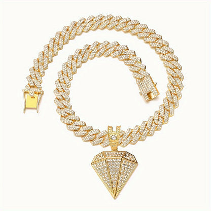 Creative Triangle Men’s Necklace – Minimalist Fashion Jewelry Pendant for Daily Wear, Parties and Holiday Gifting