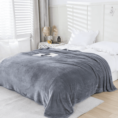 Super Soft Flannel Throw Blanket, Warm Bedspread