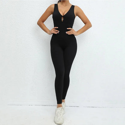 Sporty Sleeveless Women’s Fitness Jumpsuit – V-Shaped Back Design Jumpsuit, Gym-Ready Overalls Set for Yoga, Running & Workout in Bold Colors