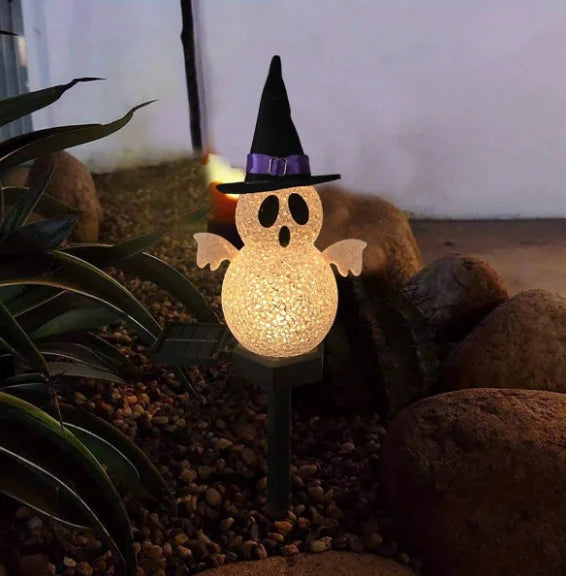 Halloween Solar Stake Light – 3D Pumpkin and Ghost Portable Pathway Lamp for Outdoor Garden, Lawn, and Patio Festive Decoration