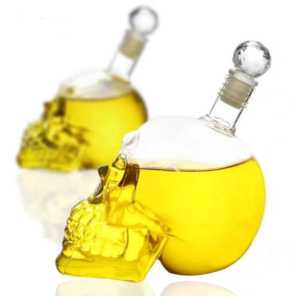 Crystal Skull Head Decanter – Gothic-Inspired Wine & Whiskey Glass Bottle for Spirits Display, Bar Décor, or Unique Gift Statement