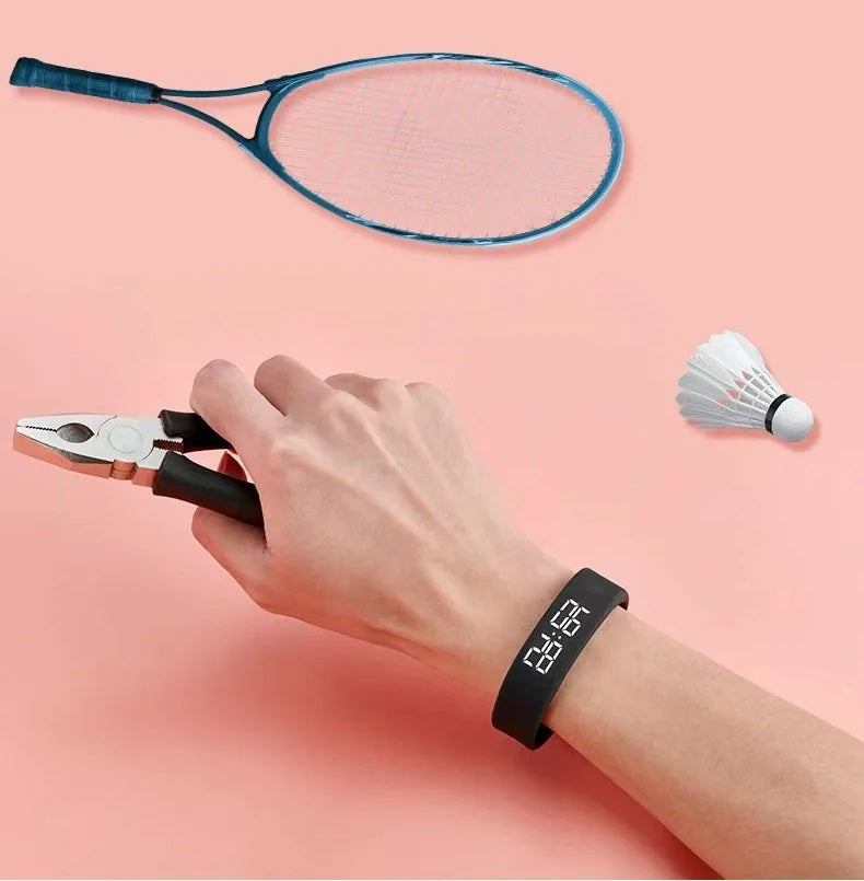 Smart Fitness Bracelet for Men & Women – Vibration Alarm, Step Counter, Stylish Sports Watch for Students and Active Lifestyles