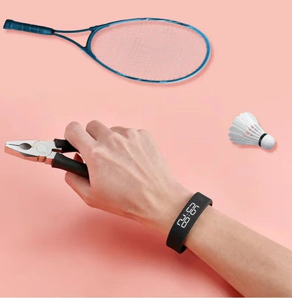 Smart Fitness Bracelet for Men & Women – Vibration Alarm, Step Counter, Stylish Sports Watch for Students and Active Lifestyles