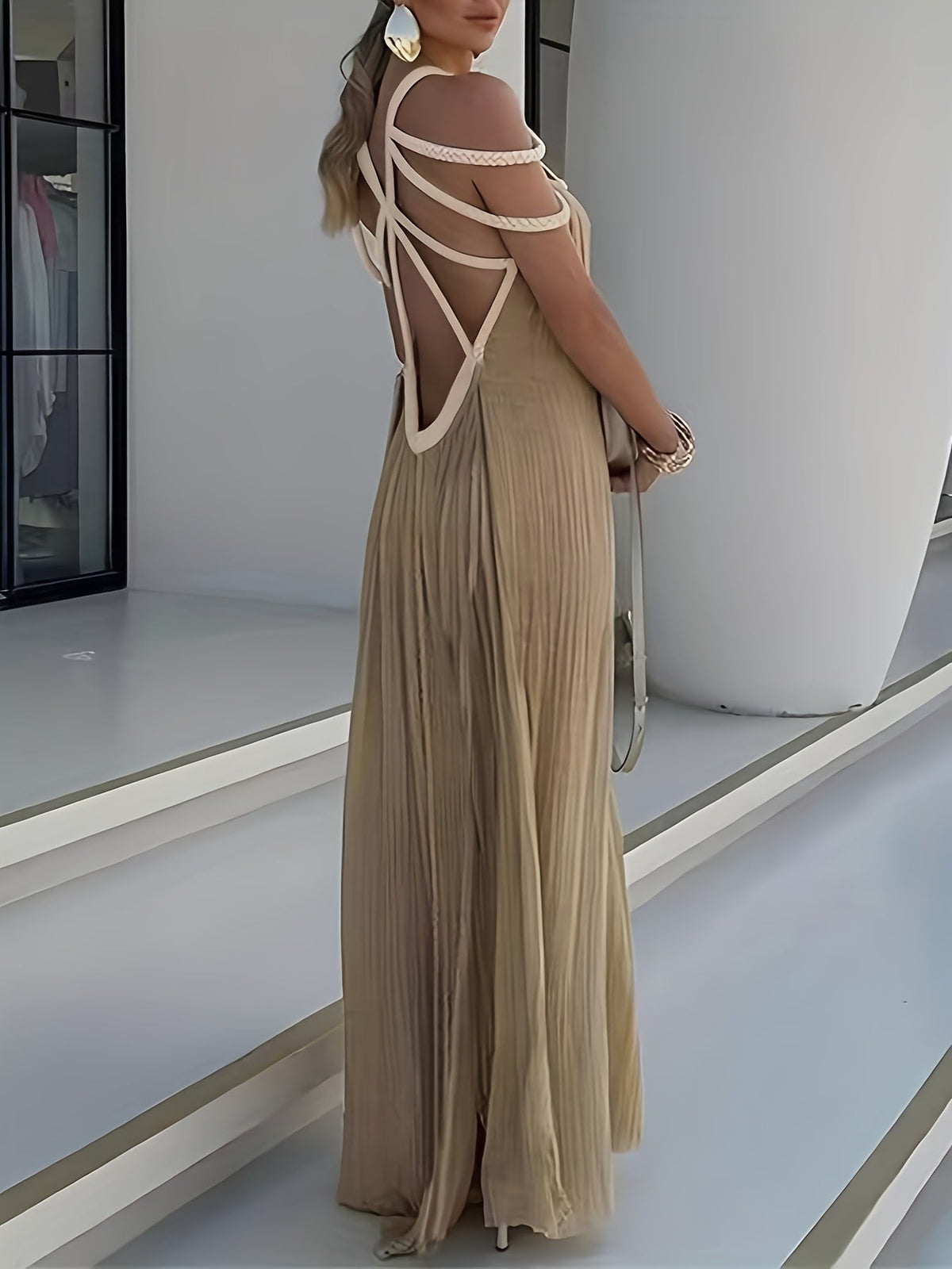 Sexy Hollow-Out Backless Maxi Dress – Off Shoulder Lace-Up Beach Cover-Up for Women Summer Holiday Wear