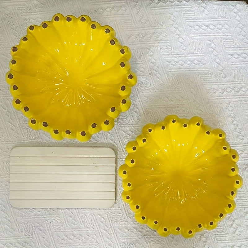 Banana-Shaped Ceramic Fruit Bowl – Vibrant Yellow Glossy Decorative Tableware for Home Dining, Hotel Restaurants, and Durable Everyday Kitchen Use