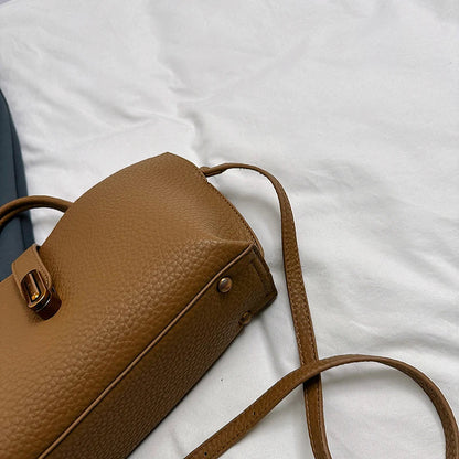 Luxury Leather Tote Handbag for Women – Designer Soft Shoulder Crossbody Bag with Large Capacity and Elegant Fashion Appeal