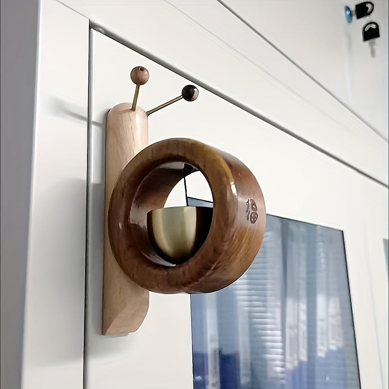 Snail-Shaped Wooden Dopamine Doorbell – Cute Bird Wind Chimes for Entrance Decor, Opening Reminder & Whimsical Housewarming Gift