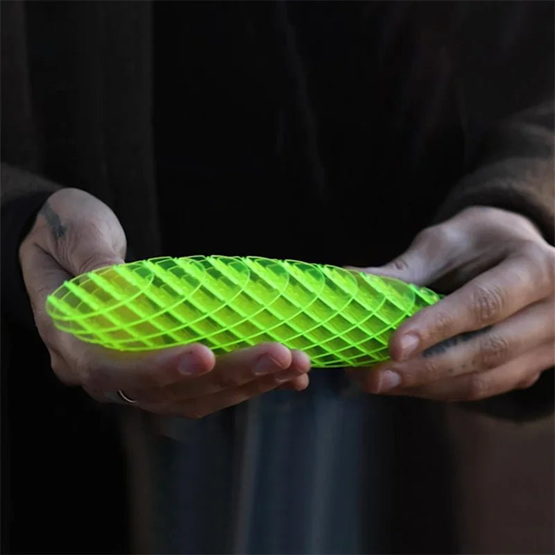 Elastic Worm Fidget Toy - 3D Expandable Toy, Morphing Toy for Stress Relief, Focus & Fun