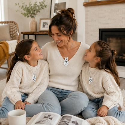 Mother Daughter Necklace Set - 3PCS Heart Matching Stainless Steel Pendant Jewelry for Mom Big Sister Little Sister Family Gift