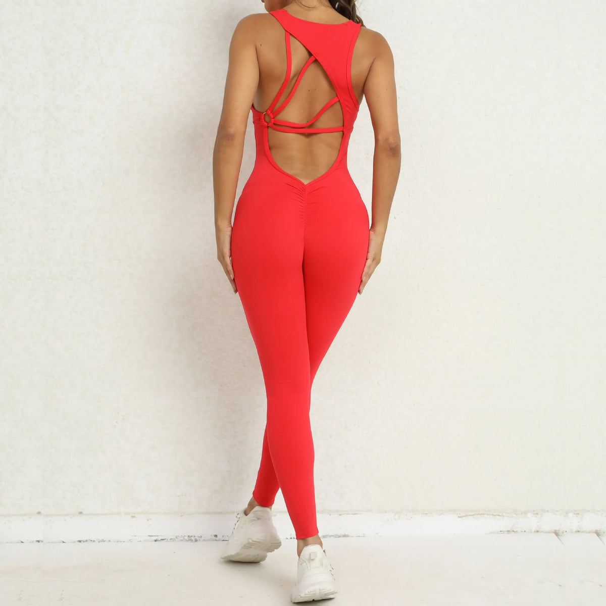 Sporty Sleeveless Women’s Fitness Jumpsuit – V-Shaped Back Design Jumpsuit, Gym-Ready Overalls Set for Yoga, Running & Workout in Bold Colors