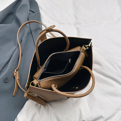 Luxury Leather Tote Handbag for Women – Designer Soft Shoulder Crossbody Bag with Large Capacity and Elegant Fashion Appeal