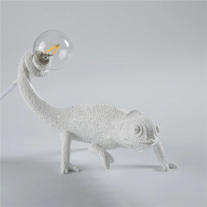 Cute Lizard Wall Lamp Night Light – Resin Chameleon LED Wall Fixture for Dorm Room, Bedroom and Creative Home Decor