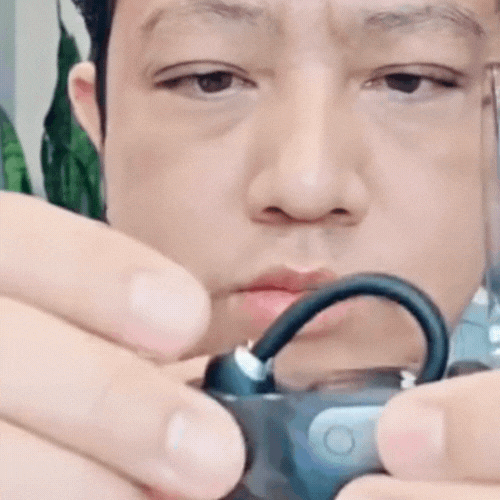 Real-Time AI Translation Earbuds – Smart Language Interpretation System for Business Travel, Education, Conferences & Social Communication with Instant Multi-Language Voice Translation